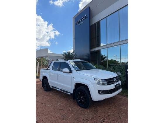 VOLKSWAGEN AMAROK 2.0 HIGHLINE 4X4 CD 16V TURBO INTERCOOLER DIESEL 4P AUTOMÁTICO VOLKSWAGEN AMAROK 2.0 HIGHLINE 4X4 CD 16V TURBO INTERCOOLER DIESEL 4P AUTOMÁTICO